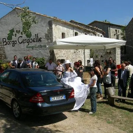 Borgo Cerquelle Farm stay *