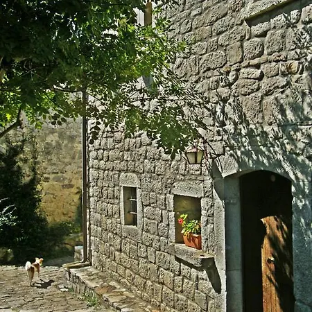 Borgo Cerquelle Farm stay Pontelandolfo