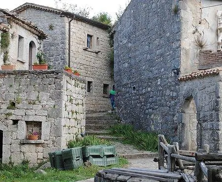 Borgo Cerquelle Farm stay *